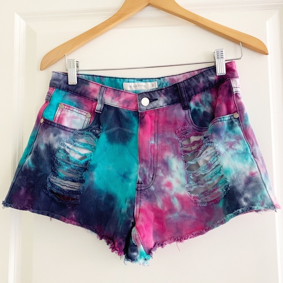 MINKPINK Pants - HOST PICK!! MINKPINK Shorts Tie Dye Distressed M